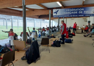 Dans la Nouvelle République : Championnat de France de match 10 m/30 m : Chabris a tapé dans le mille