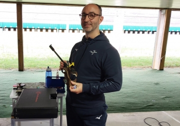 Jérôme PERROCHON fait tomber le record de France  au Pistolet Libre -P4  (SH1) !